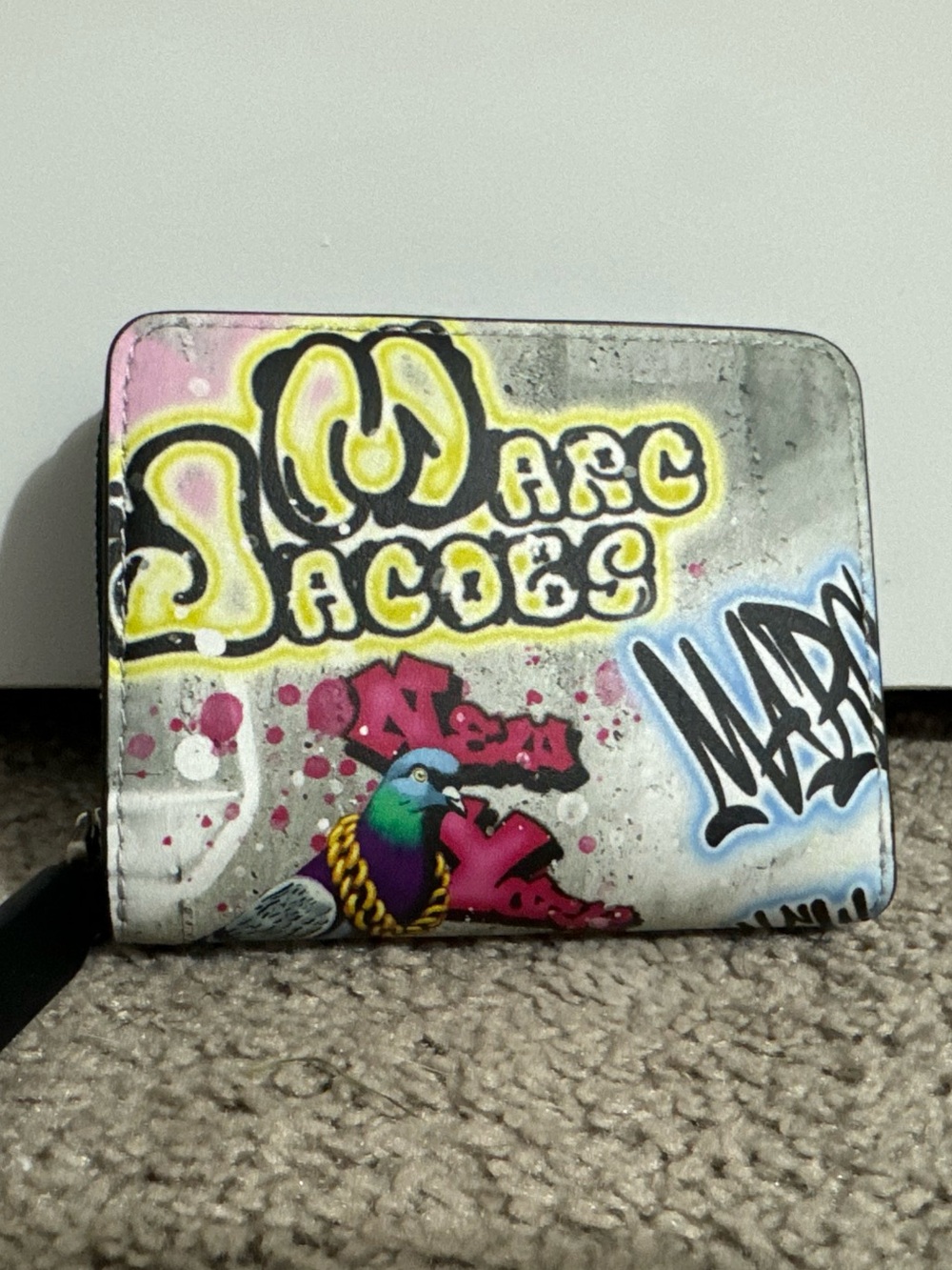 Cool Marc Jacobs grafitti city scape fold over wallet gray leather new